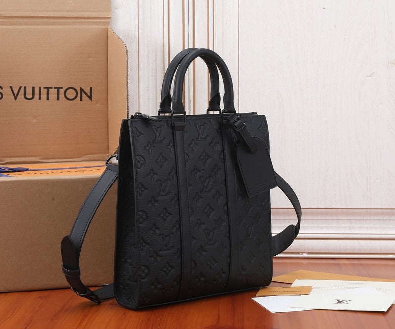 Alice Bags- Louis Vuittons  - 16520