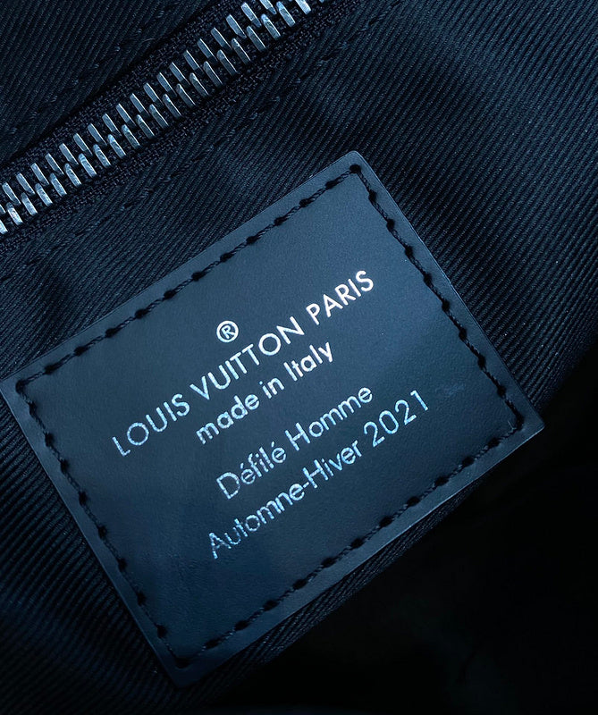Alice Bags- Louis Vuittons  - 16242