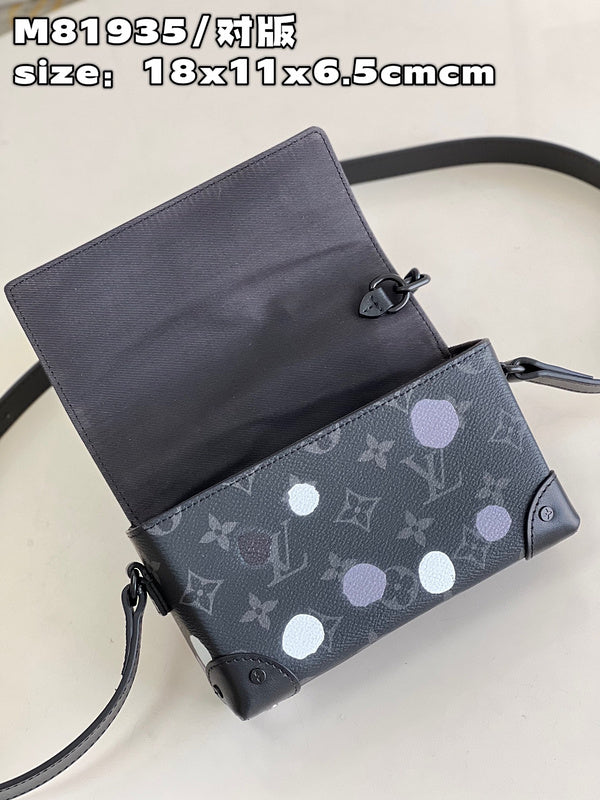 Alice Bags- Louis Vuittons  - 15895