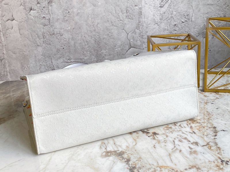 Alice Bags- Louis Vuittons  - 16528
