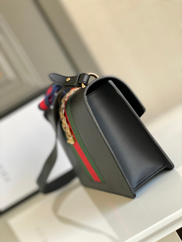 Gucci   Luxury Bags  1303