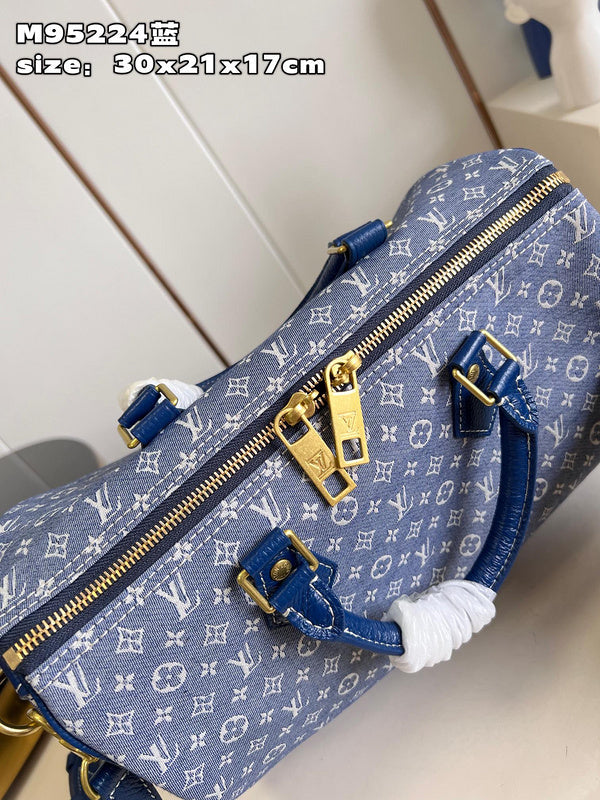 Alice bags - Louis Vuittons  - 15336
