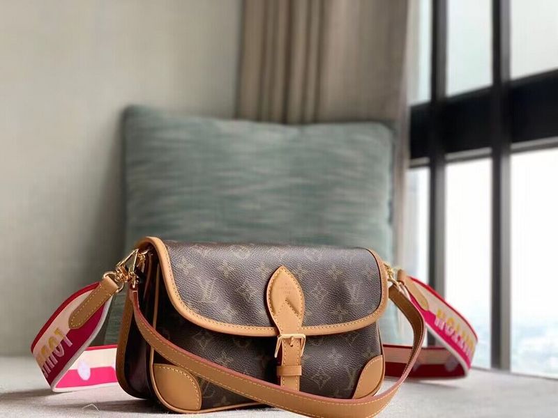 Alice bags - Louis Vuittons  - 15619