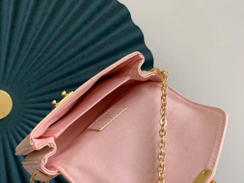 Alice bags- Louis Vuittons  - 16768