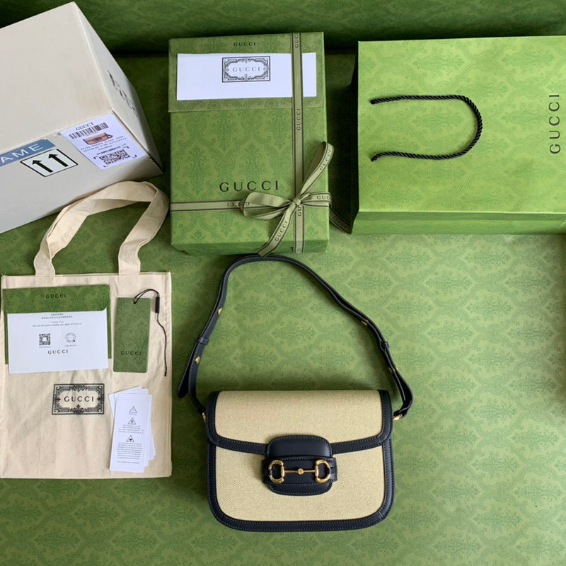 Gucci   Luxury Bags  1084