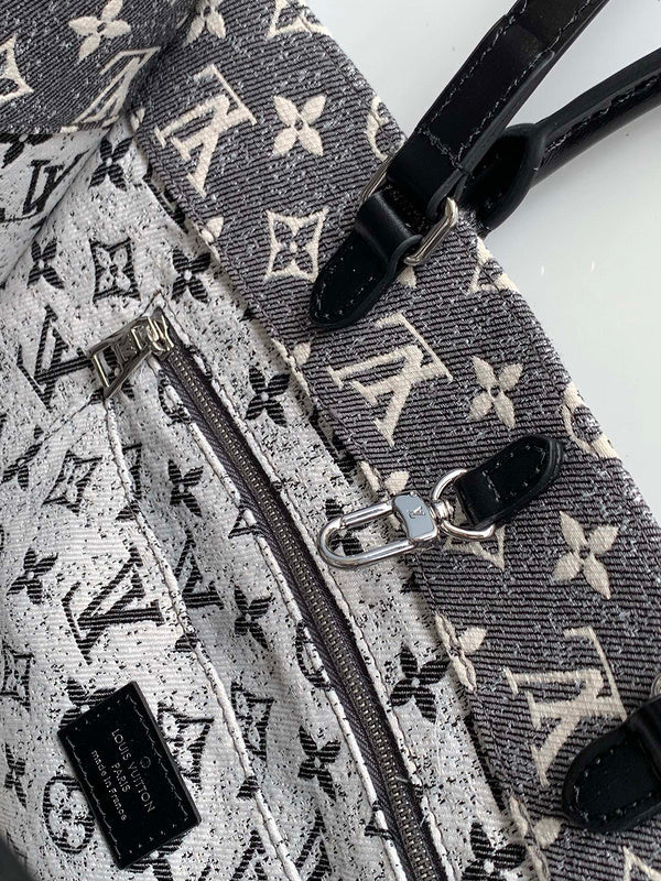 Alice Bags- Louis Vuittons  - 16099