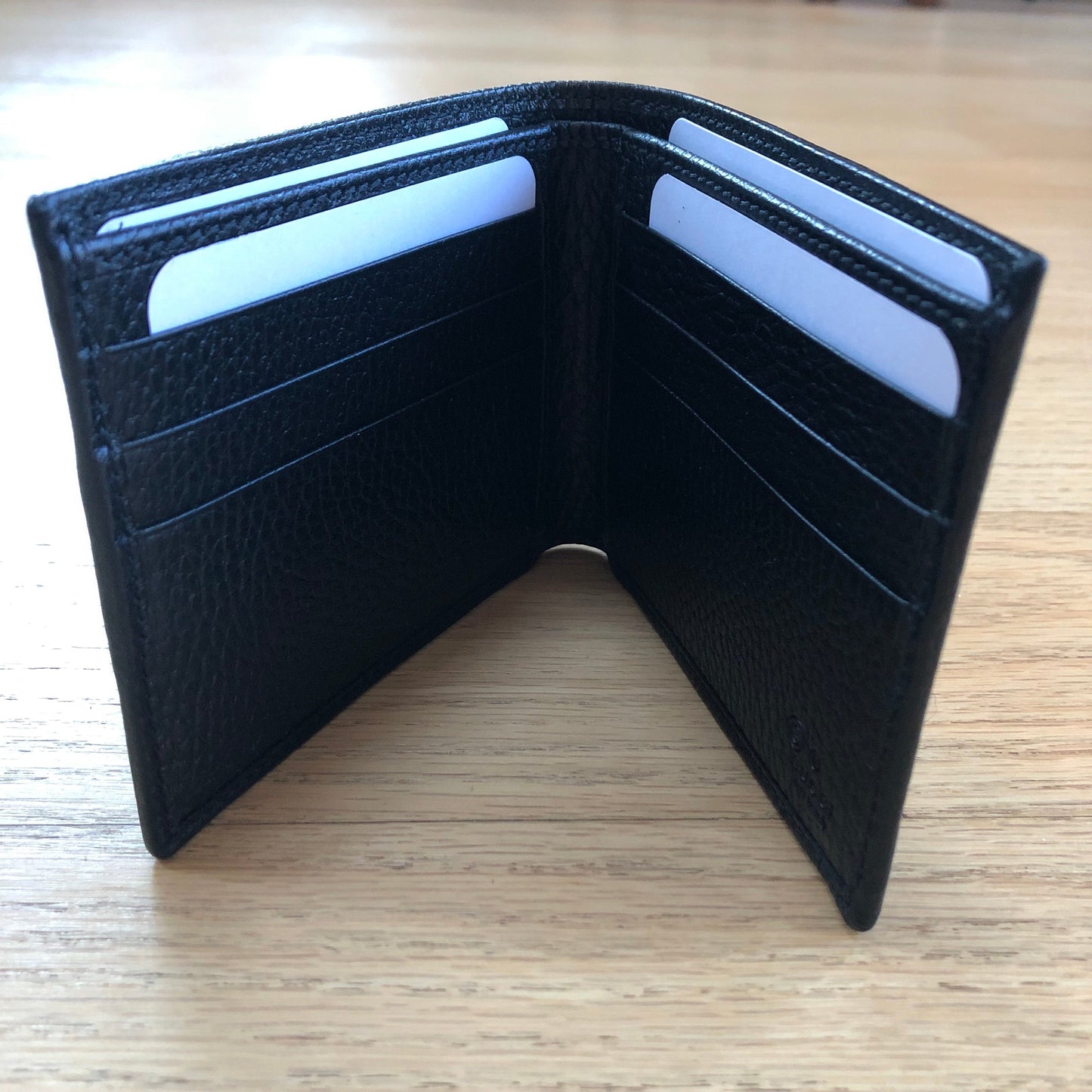 Gucci GG Canvas Bi-fold Wallet in Black