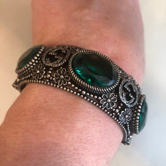 Gucci Interlocking GG Silver Bracelet with Green Crystals