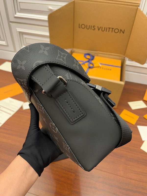 Alice Bags- Louis Vuittons  - 16077