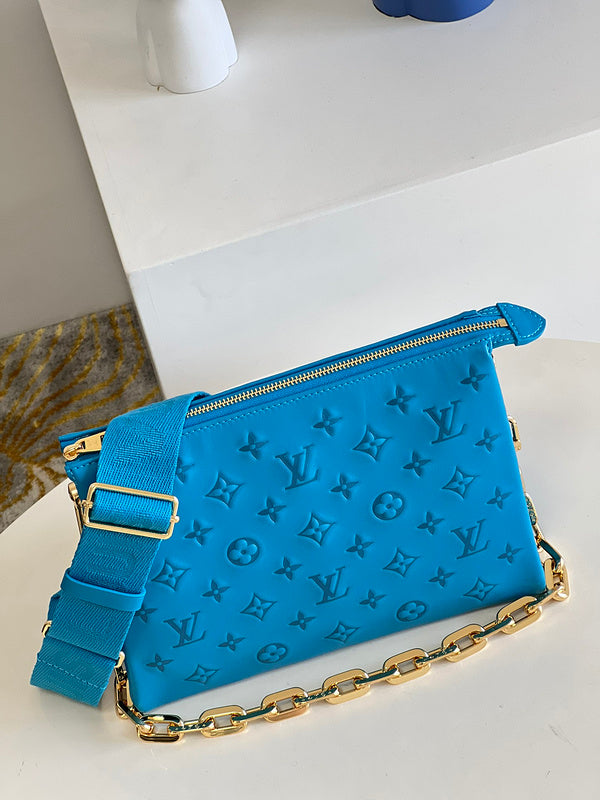 Alice Bags- Louis Vuittons  - 16431