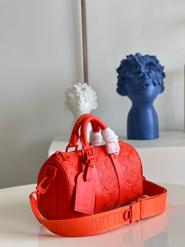 Alice Bags- Louis Vuittons  - 16421