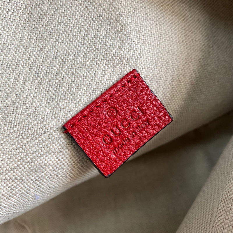 Gucci   Luxury Bags  1305