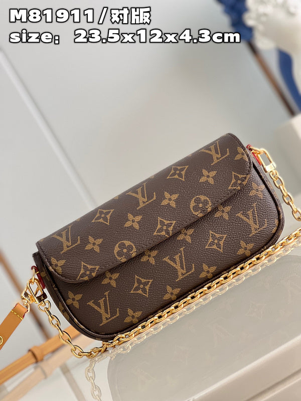 Alice Bags- Louis Vuittons  - 15897