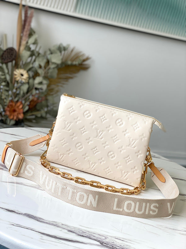 Alice Bags- Louis Vuittons  - 16329