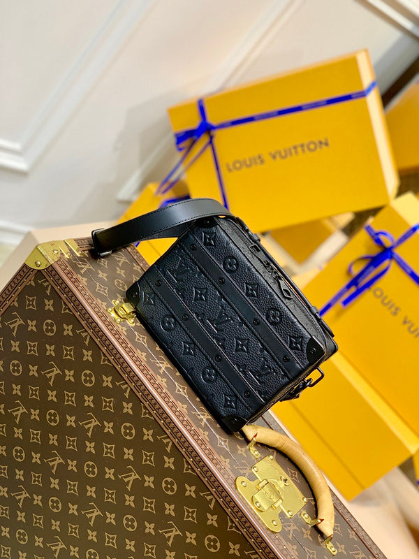 Alice  Bags- Louis Vuittons  - 16477