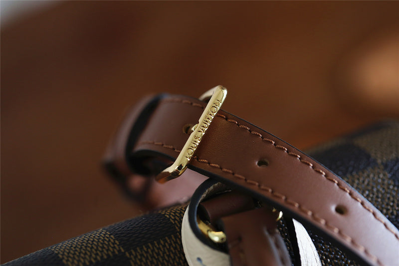 Alice bags - Louis Vuittons  - 7847