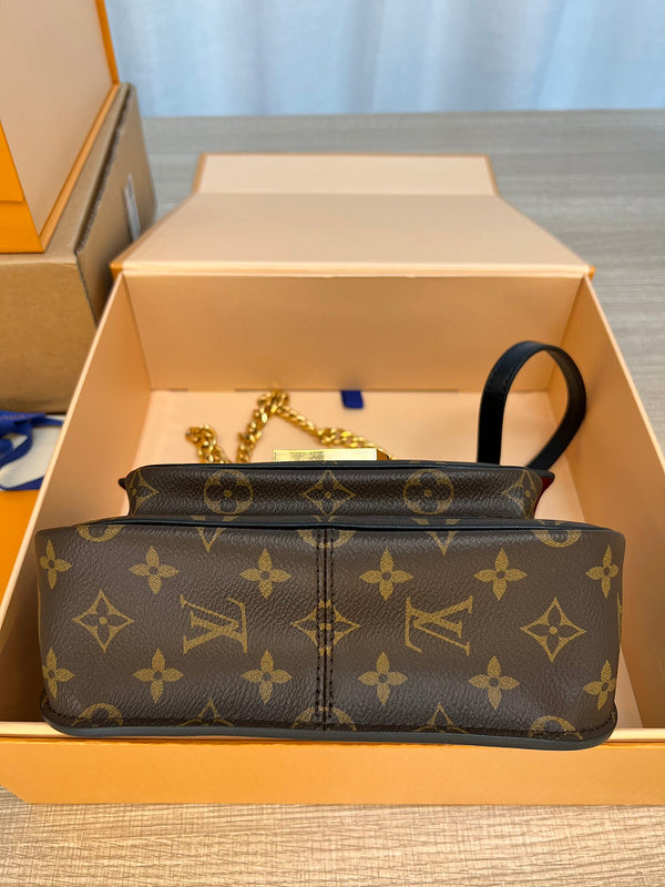 Alice bags- Louis Vuittons  - 16782