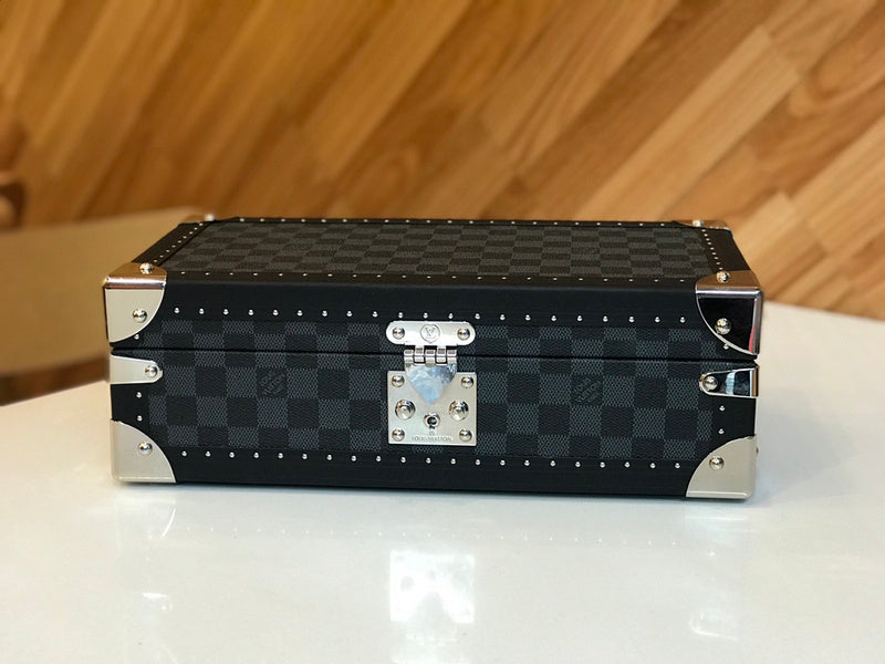 Alice Bags- Louis Vuittons  - 15992