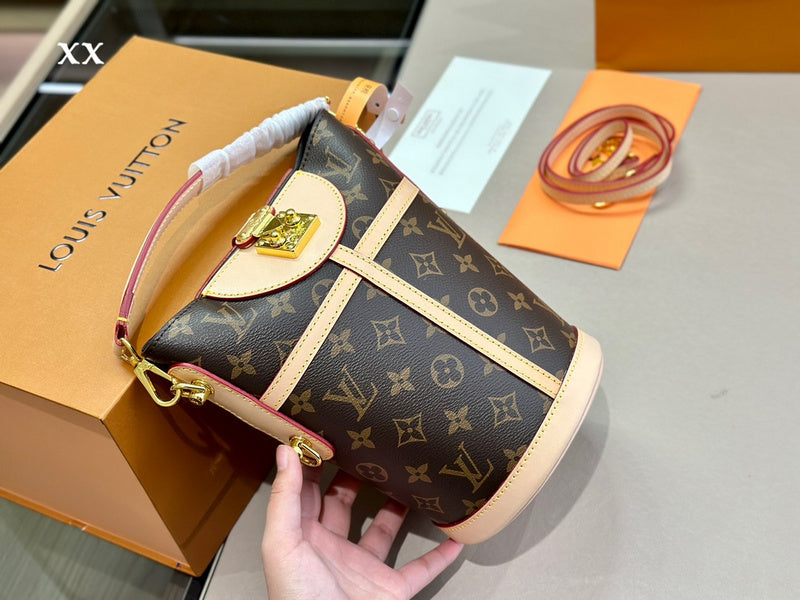 Alice bags - Louis Vuittons  - 15044