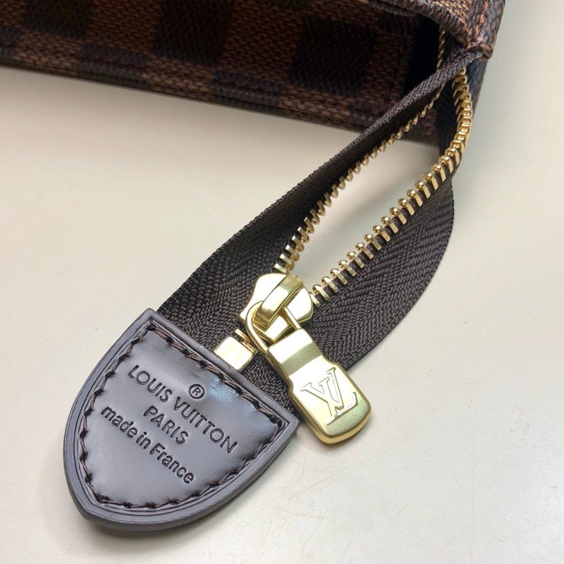 Alice bags - Louis Vuittons  - 10916