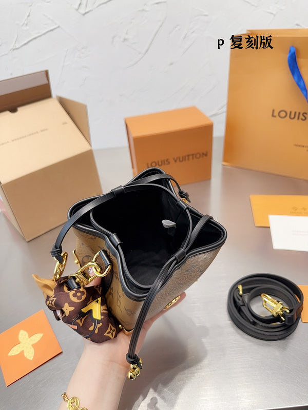 Alice bags - Louis Vuittons  - 14944