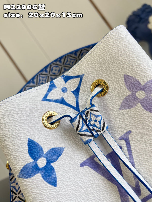 Alice bags - Louis Vuittons  - 15157