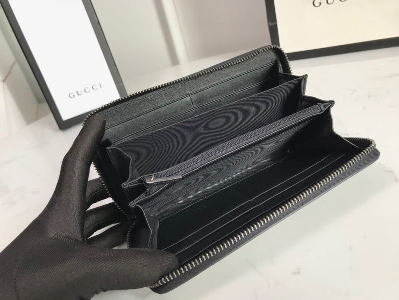 Gucci   Luxury Bags  914
