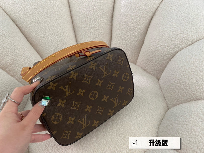 Alice bags - Louis Vuittons  - 15076