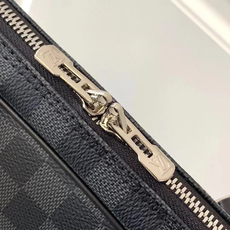Alice Bags- Louis Vuittons  - 15945