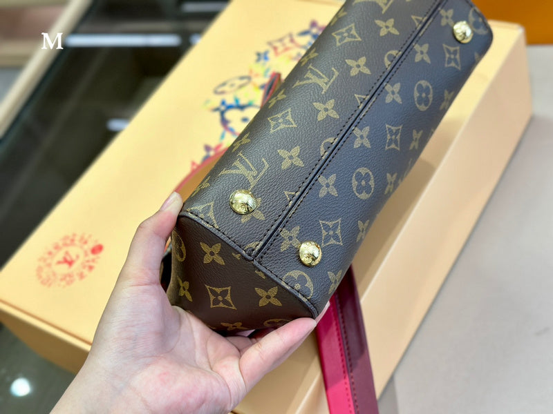 Alice bags - Louis Vuittons  - 15016