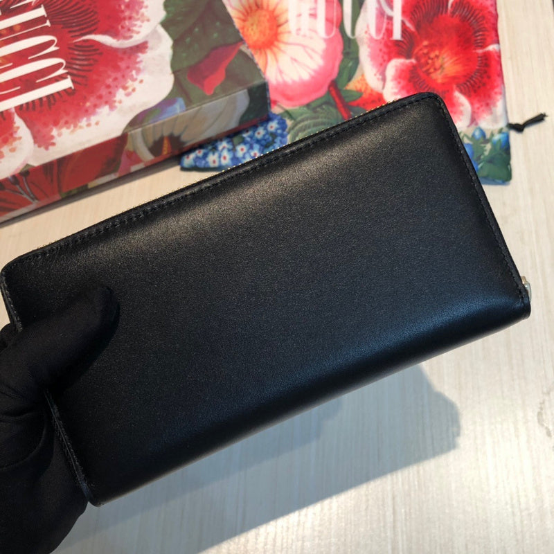 Gucci   Luxury Bags  856