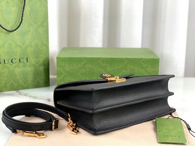 Gucci   Luxury Bags  1009