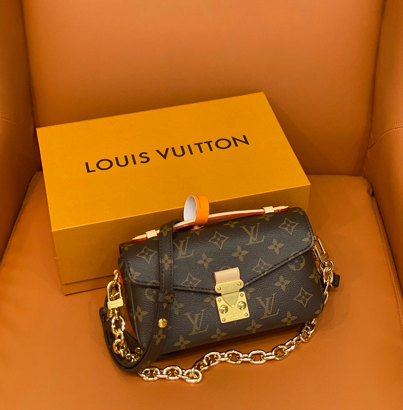 Alice  Bags- Louis Vuittons  - 16124