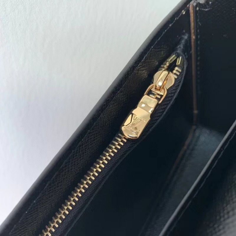 Alice Bags- Louis Vuittons  - 15972