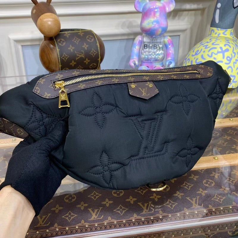 Alice Bags- Louis Vuittons  - 16122