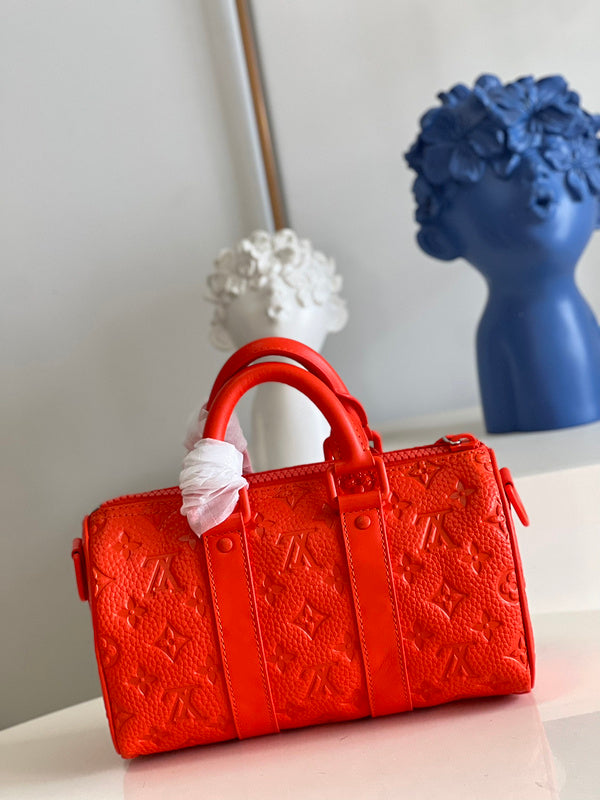 Alice Bags- Louis Vuittons  - 16421