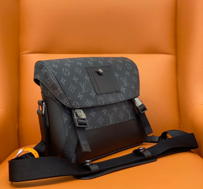 Alice Bags- Louis Vuittons  - 16242