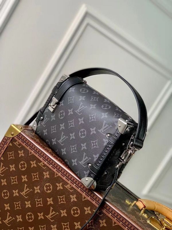 Alice Bags- Louis Vuittons  - 15968