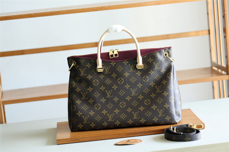 Alice bags - Louis Vuittons  - 7999