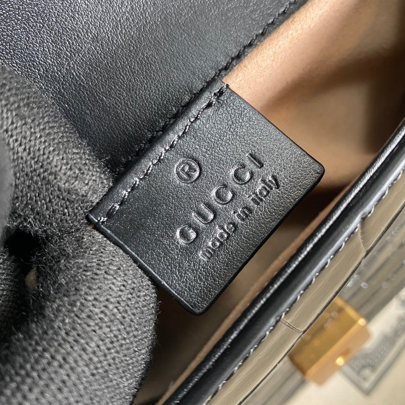 Gucci   Luxury Bags  1131
