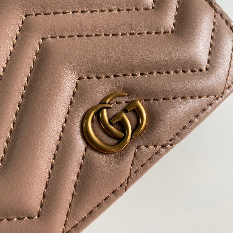 Gucci   Luxury Bags  933