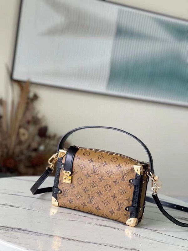 Alice Bags- Louis Vuittons  - 15931
