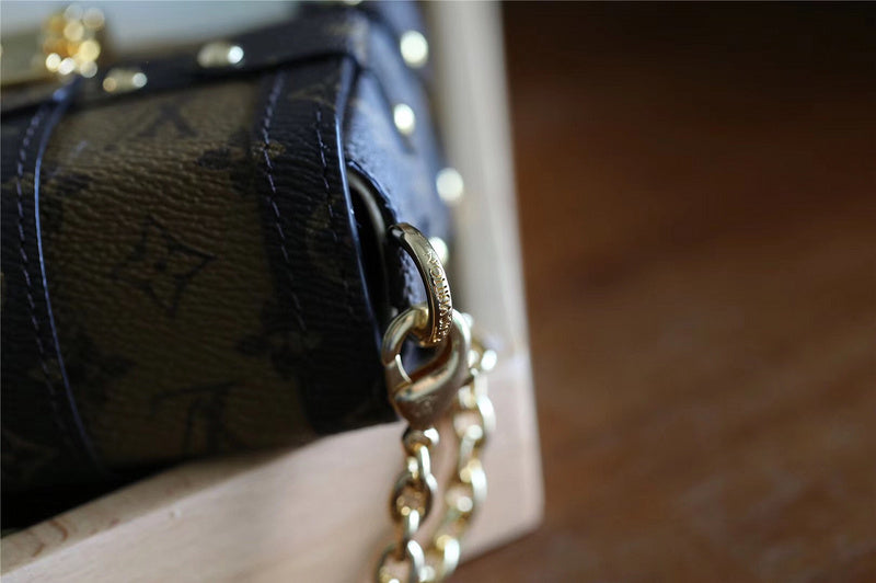 Alice bags - Louis Vuittons  - 9319