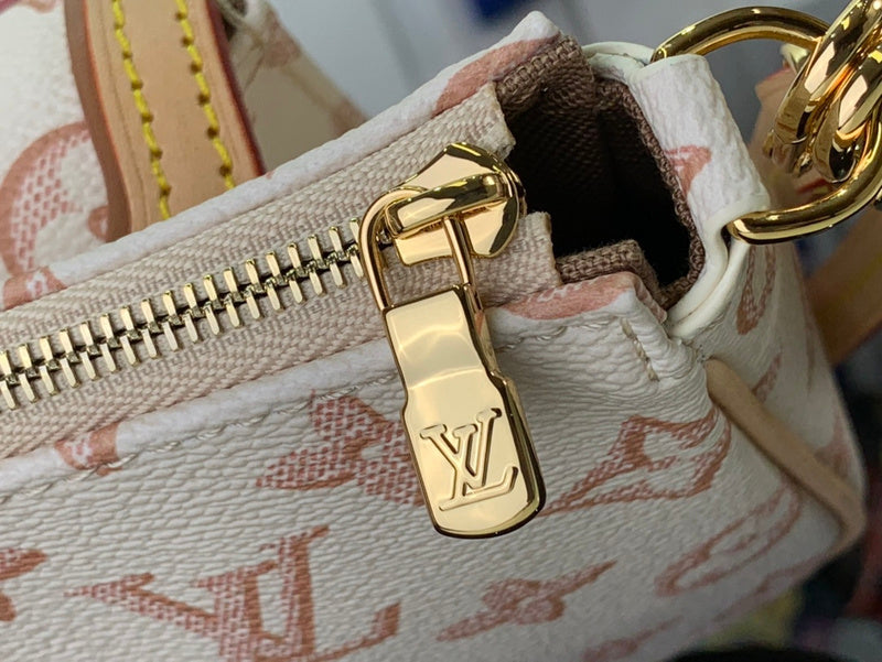 Alice Bags- Louis Vuittons  - 16381