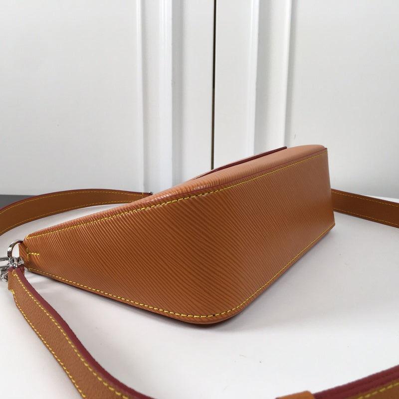 Alice Bags- Louis Vuittons  - 15891