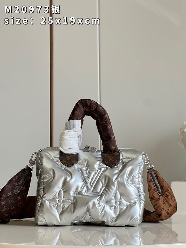 Alice Bags- Louis Vuittons  - 16093