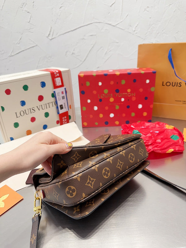 Alice bags - Louis Vuittons  - 15059