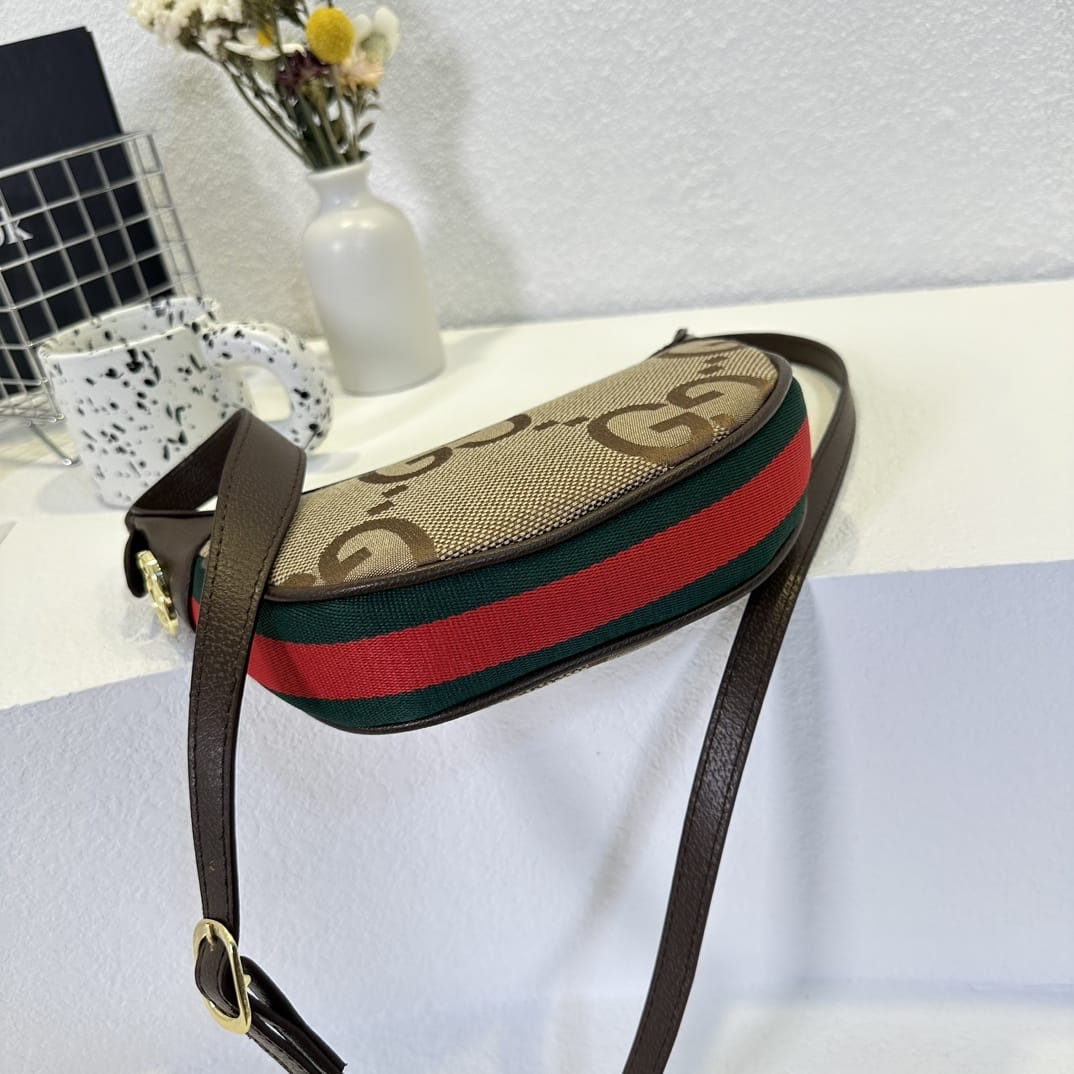 Gucci handbag