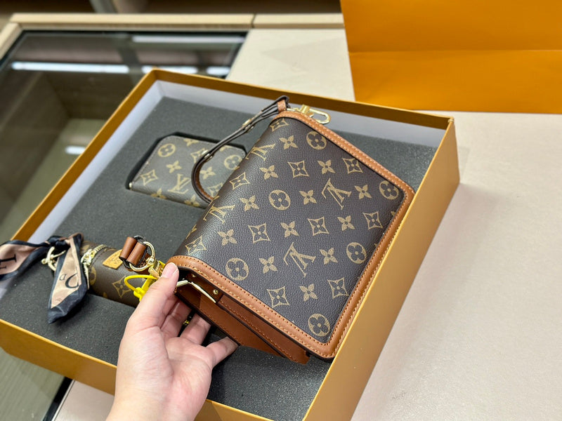 Alice bags - Louis Vuittons  - 14895