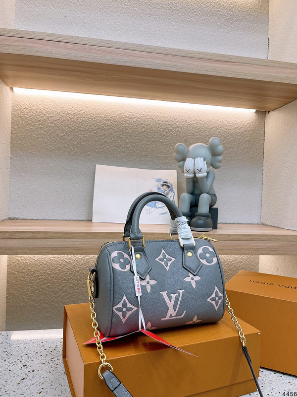 Alice bags - Louis Vuittons  - 15144